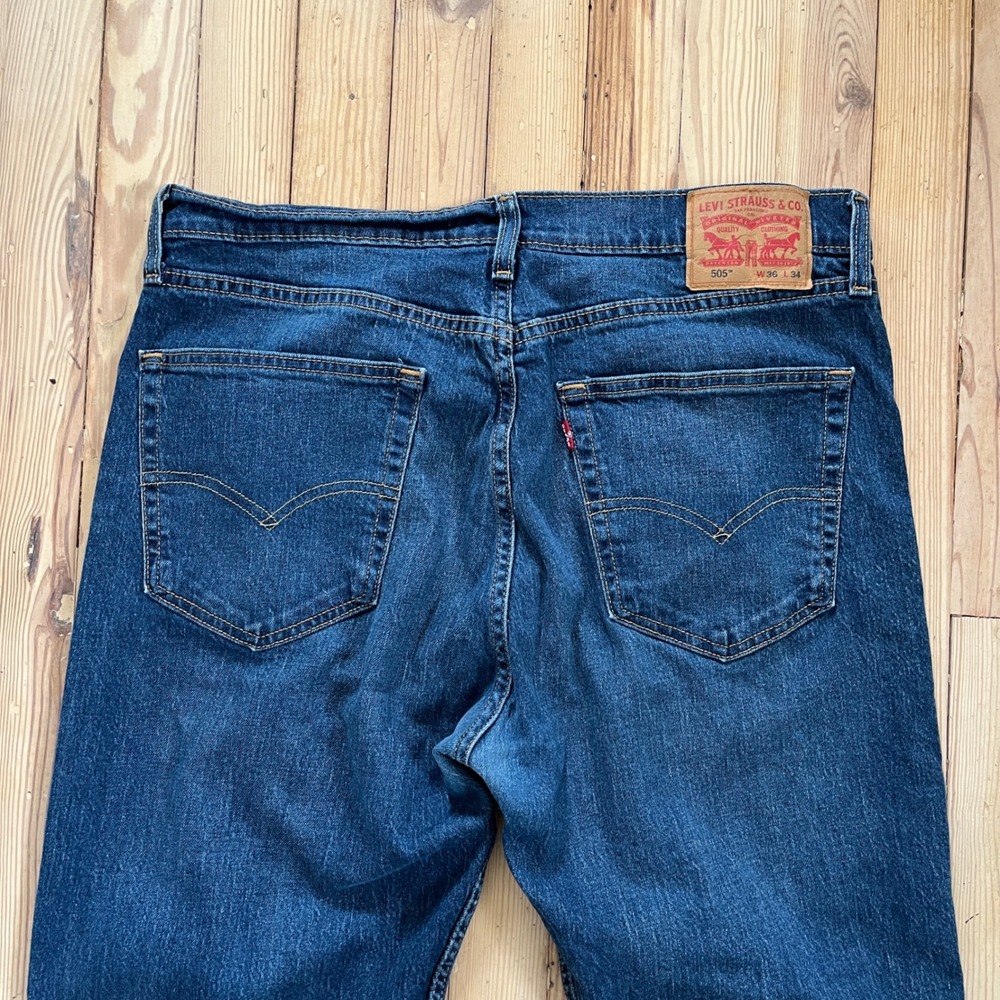 Levi Strauss 505 Regular Fit Straight Dark Wash Casual Denim Jeans Mens W36 L34 - Picture 6 of 8